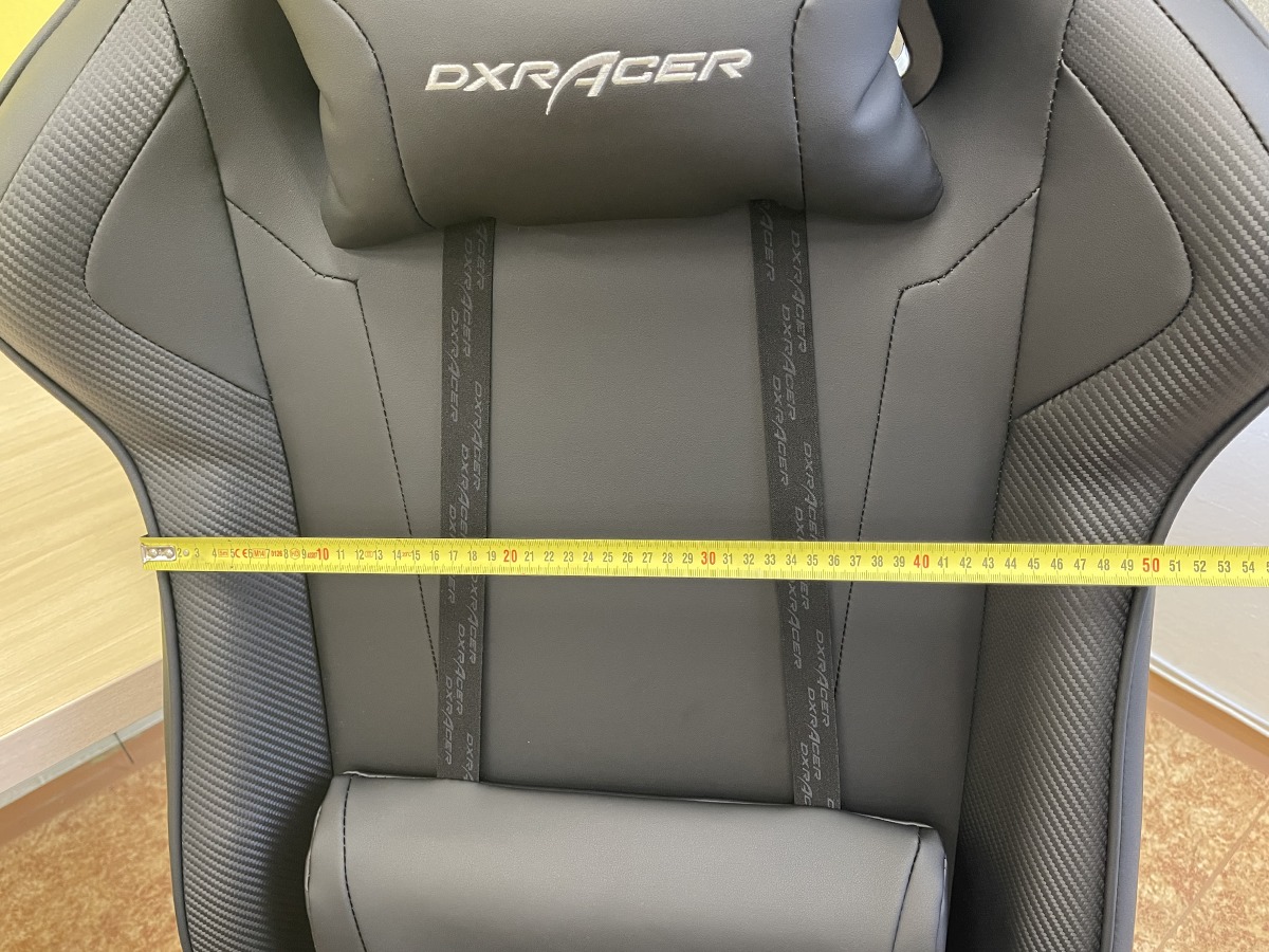 DXRacer King operadlo